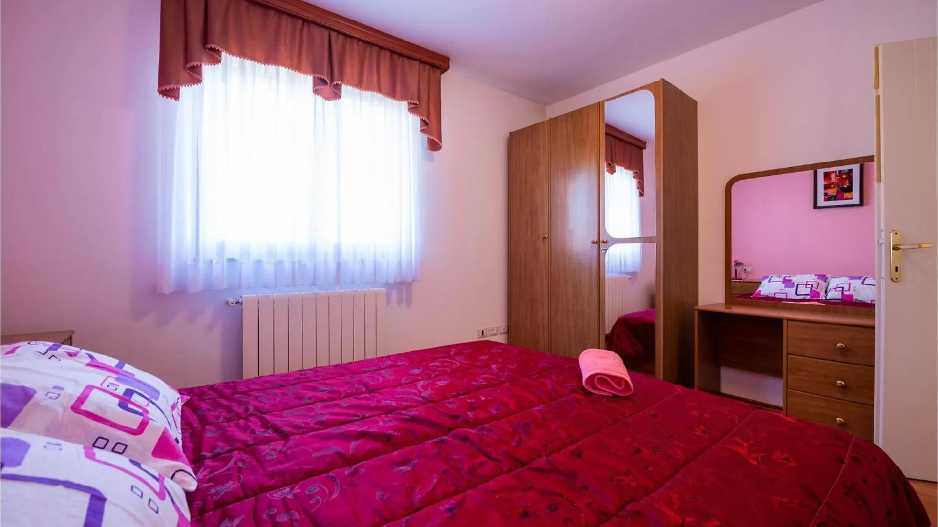 Lovely Home In Barban With Outdoor Swimming Pool 0*,